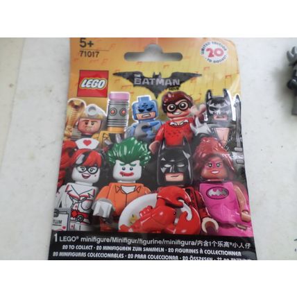 LEGO - Batman Movie - 71017 - #2 - Glam Metal - pack and cheek sheet
