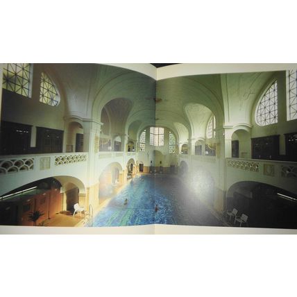 In den Tempeln der Badelust : Architekturen der Sinnlichkeit. 1986 Hardcover/DJ