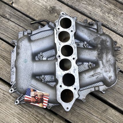 03 04 05 2006 Nissan 350Z G35 Lower Intake Manifold Plenum Collector VQ35DE Z33