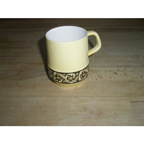 Lovely Vintage Carlton Ware Yellow / Brown Coffee Cup