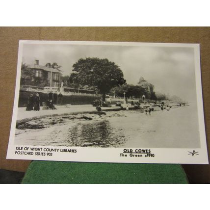 THE GREEN c.1910, OLD COWES, Isle of Wight. repro postcard county libraries =