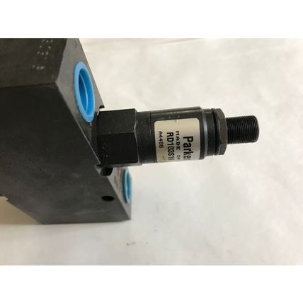 NEW PARKER XRD101S16-8P DUAL HYDRAULIC RELIEF MODULE,1/2 NPT,RD103S16,830316,SU