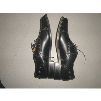 Gleneagles all leather shoe 8.5 Black brogue welted leather sole office wedding
