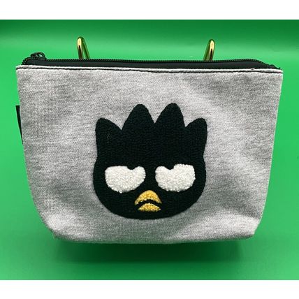 A Rare Sanrio 2016 Badtz Maru Gray Zip Makeup Cosmetic Adorable Bag