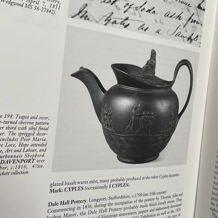 Black Basalt: Wedgwood and Contemporary Manufacturers : Diana Edwards