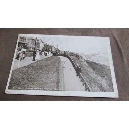 Early Fr Postcard - The Leas towards Harbour, Folkestone - Kent