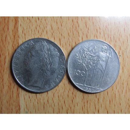 Italy 1957 100 Lire Coin