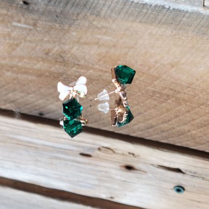 Crystal & Gold Stud Earrings - Box/Present & Bow. Emerald Green