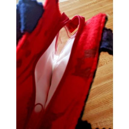 Christmas Linens 2 Pot Holders 2 Terry Dish Clothes 1 Child Santa Purse 2 Hats