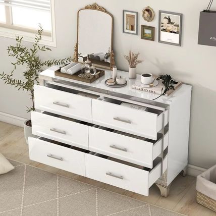 4-Piece Modern Bedroom Set – Upholstered Bed with Storage, 2 Nightstands & Dress