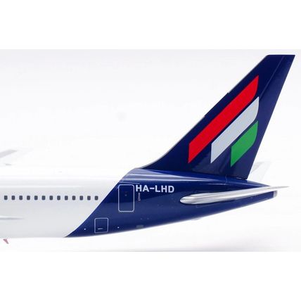 B767-3P6/ER MALEV HUNGARIAN AIRLINES REG:HA-LHD - INFLIGHT 200 IF763MA0625 1/200