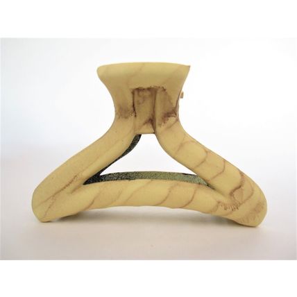 Faux wood wooden geometrical triangle hair claw clip medium fine hair
