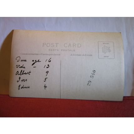 UNKNOWN FAMILY PHOTO, 5 CHILDREN unused antique postcard RP =