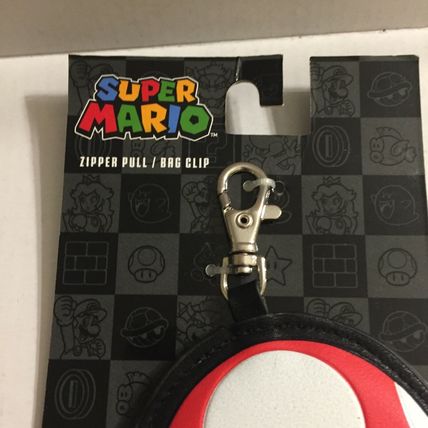 New Super Mario Brothers Mushroom Toad Zipper Pull / Bag Clip