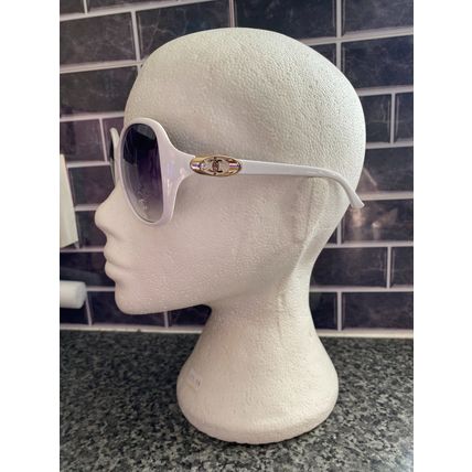 Womens ladys designer fashion sunglasses made by Chanel