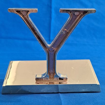 GOLD Colored Metal LETTER Y Christmas STOCKING HANGER Holder Mantel Hook Holiday