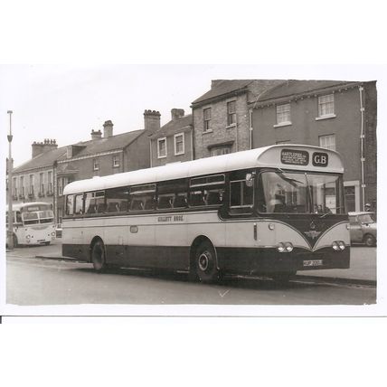 Black & White Photograph of Gillett Brothers Ltd. of Quarrington Hill - KUP 200J