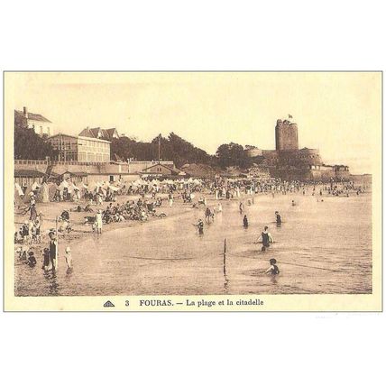 17 - Fouras - la plage et la citadelle