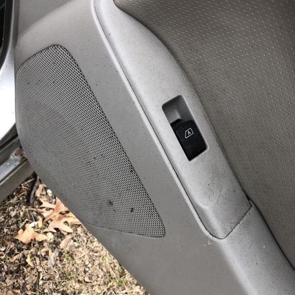 03-06 INFINITI G35 Passenger Right Rear Door Sedan KYO Silver +Glass Latch Panel