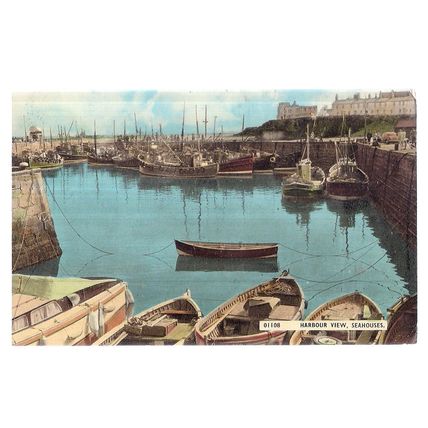 HARBOUR SEAHOUSES, NORTHUMBERLAND vintage postcard by Harvey Barton 1964 pm =