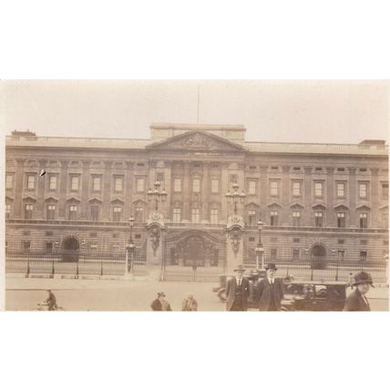 Buckingham Palace Photograph VGC