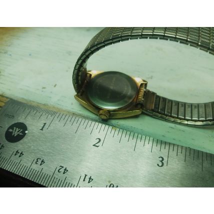 Vintage Timex Lady Gold Tone Oval Hand-Wind Mechanical Analog Watch