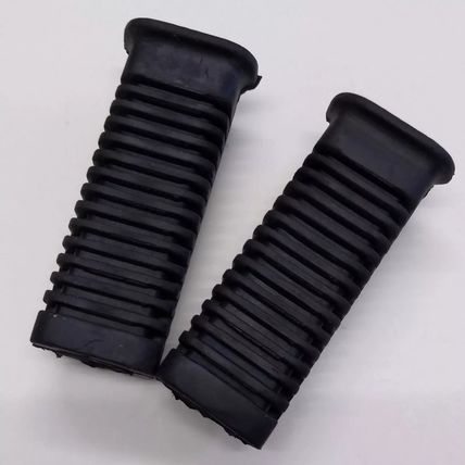 Pair of Rider Footrest Rubbers Triumph T140 1979 to 1982 F17256 F17259