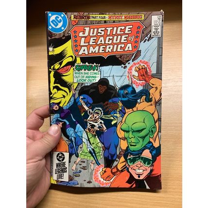 DC COMICS JUSTICE LEAGUE OF AMERICA #236 MARCH 1985 (NM-) COMIC (LL)