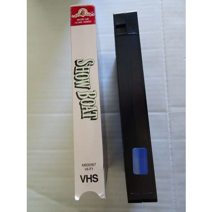 Show Boat - VHS Tape with Ava Gardner, Kathryn Grayson & Howard Keel - 1979