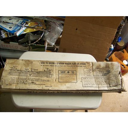 FULL WIDTH RUBBER SPLASH FLAP STATION WAGON CAR #733 VINTAGE NEW IN BOX