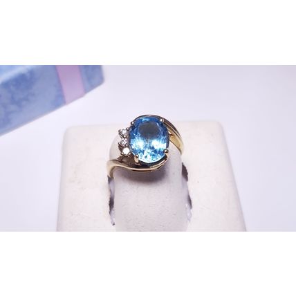 Estate 3.5ctw Oval Natural Blue Topaz/ Diamond 14Kt Yellow Gold Swirl Ring#22303