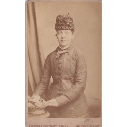 VICT. CDV PHOTO -SEATED LADY, BONNET,BASKET BY W. AMEY, SOUTHSEA PORTRAIT CO.