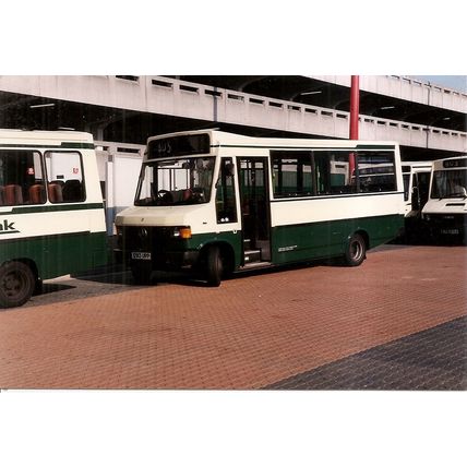 Colour Photograph of Town Link Buses Ltd. - G913 UPP ex. Sovereign Buses Ltd.
