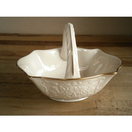 Lenox U.S.A. Cream & Gilt Bonbon / Sweetmeat Basket