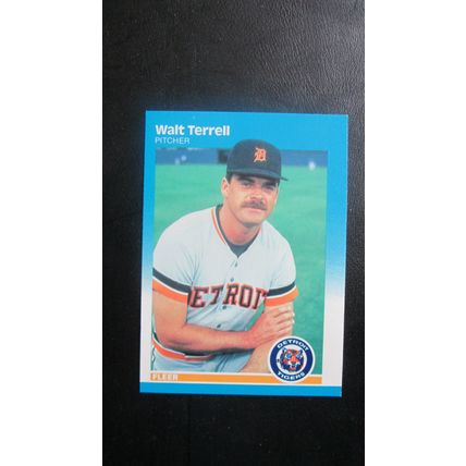 1987 Fleer Walt Terrell Detroit Tigers Card #165