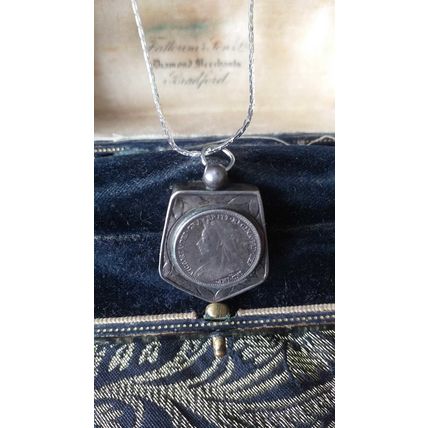 Antique Vintage Victorian 1891 Silver Queen Victoria Coin Pendant 18 inch Chain
