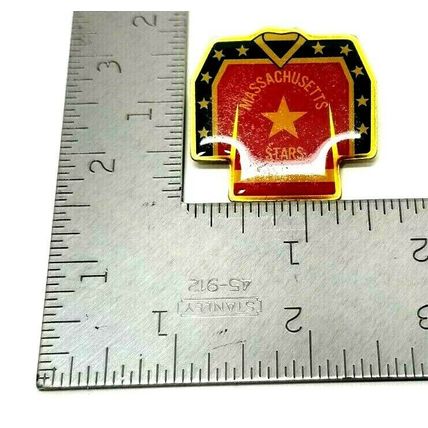 Massachusetts Star Pin Pinback Brooch Vintage 1 1/2" X 1 1/2" (B13)