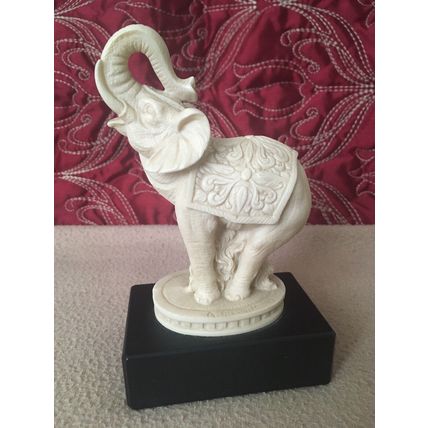 Vintage Sculpture Indian Elephant Alabaster Resin signed A. Giannelli 1972 Italy