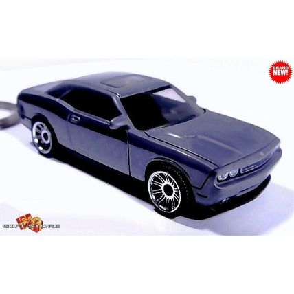 RARE KEYCHAIN SILVER GRAY DODGE CHALLENGER NEW CUSTOM Ltd Ed. GREAT GIFT