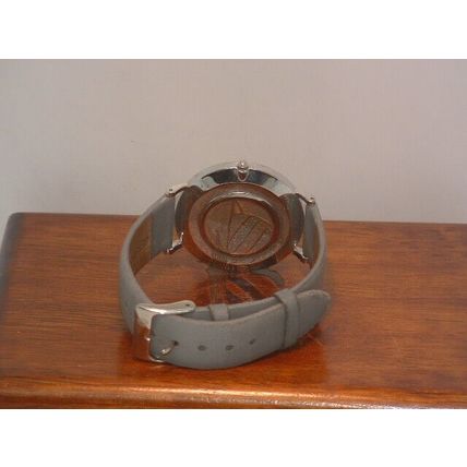 Pre-Owned Women’s Qudo Analog Dress Fashion Watch
