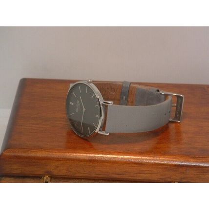 Pre-Owned Women’s Qudo Analog Dress Fashion Watch