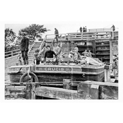pt8097 - Bingley 5 Rise Locks Liverpool School Boys Barge Trip 1956 - Print