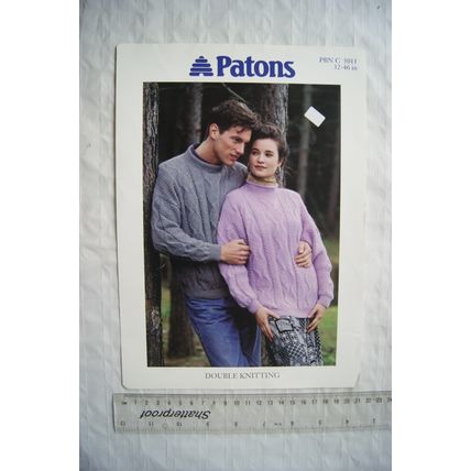 1993 Patons 5011 his & hers sweaters, DK, 32-46 inch, 81-117 cm