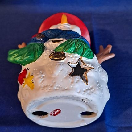 Christmas SNOWMAN Tealight CANDLE HOLDER Winter Scarf Figurine Ceramic Stars