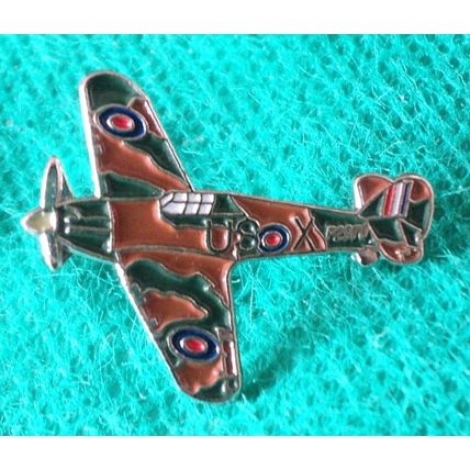 New WW2 WWII RAF Spitfire & Hurricane Military Aircraft Metal Enamel Badges Pair