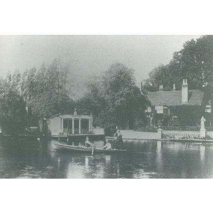 Rye House Hotel in 1904 Hertfordshire Enfield River Postcard
