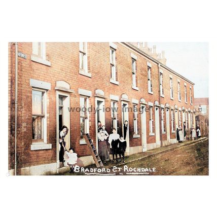 ptc6005 - Lancs - Early view, Families along Bradford St. Rochdale - print 6x4