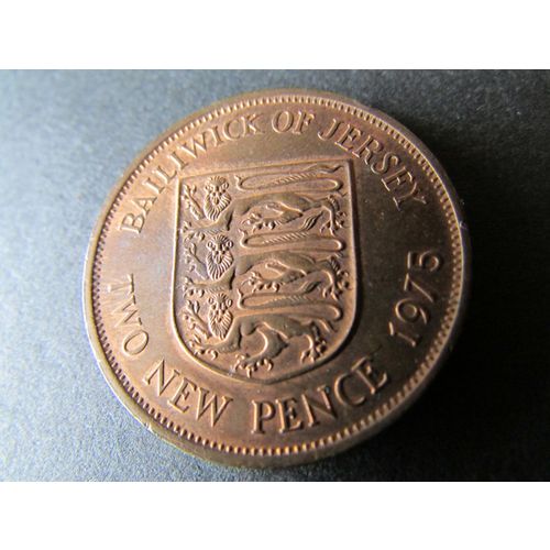 1975 QUEEN ELIZABETH II BAILIWICK OF JERSEY TWO NEW PENCE FREE POST. J