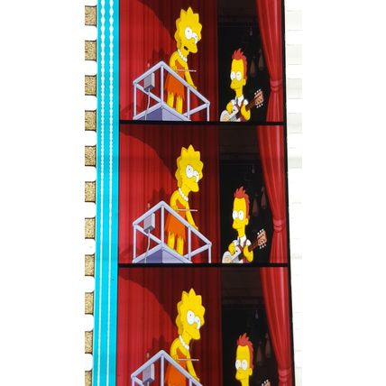 Simpsons Movie. Pk FE FE - 061ii. 1 STRIP OF 5 - 35MM FILM CELLS