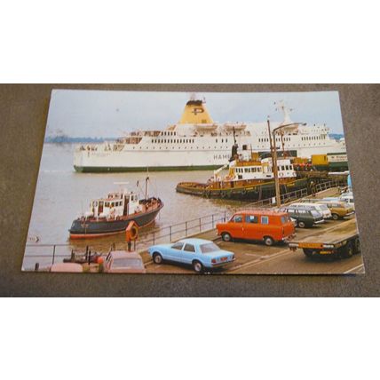 1979 fr Postcard - Old cars & Hamburg Ferry - The Quayside, Harwich - Essex